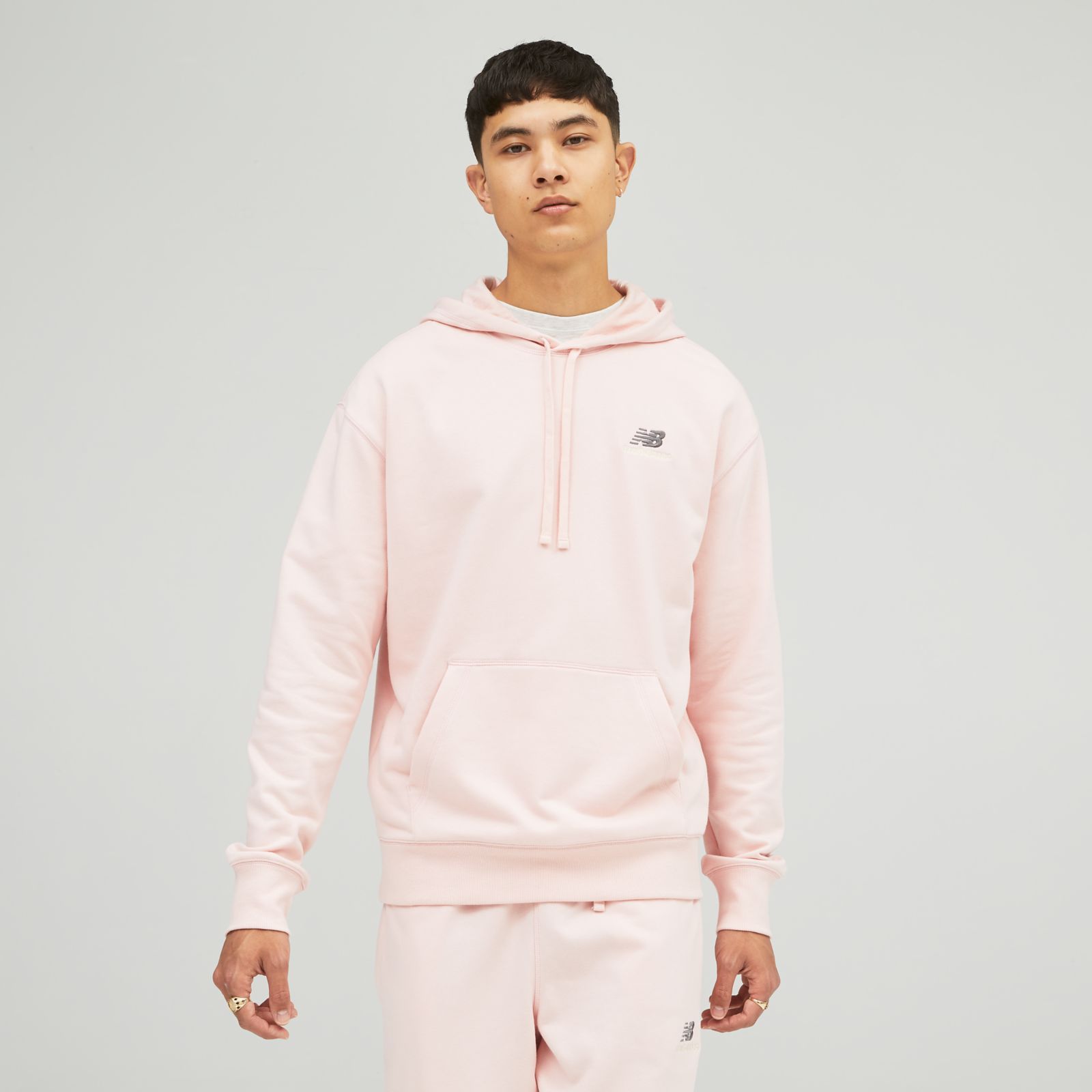 Толстовка NB Essentials uni-ssentials PO Hoodie цвет: розовый – купить  оригинальный товар в официальном интернет-магазине New Balance в Москве,  Спб, России